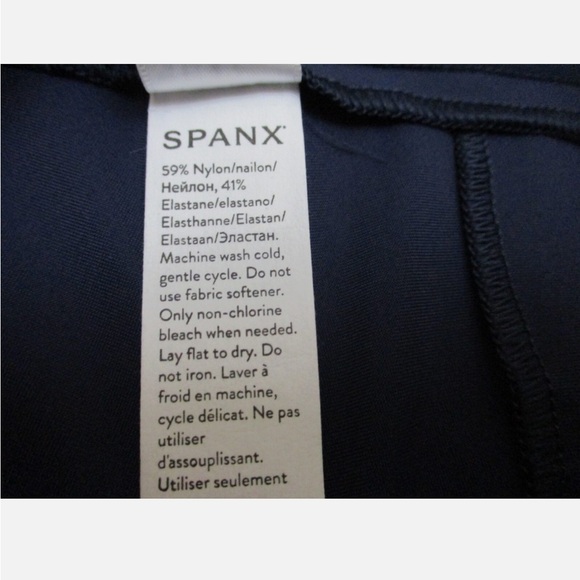 New! Spanx Sunshine Shorts 4” Navy - Picture 2 of 8